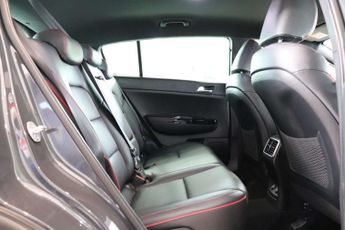KIA SPORTAGE 1.6 Sportage GT-Line CRDi ISG 4x4 Semi-Auto 4WD 5dr