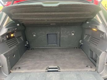 PEUGEOT 3008 1.6 3008 Exclusive HDi Semi-Auto 5dr