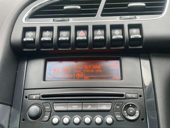 PEUGEOT 3008 1.6 3008 Exclusive HDi Semi-Auto 5dr