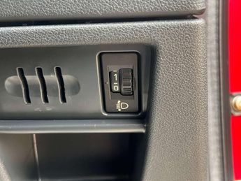 PEUGEOT 3008 1.6 3008 Exclusive HDi Semi-Auto 5dr