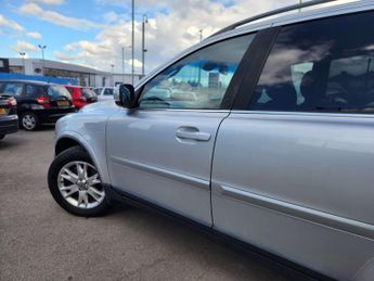 VOLVO XC90 2.4 XC90 SE D5 Auto 4WD 5dr