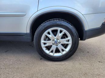 VOLVO XC90 2.4 XC90 SE D5 Auto 4WD 5dr