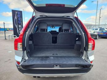 VOLVO XC90 2.4 XC90 SE D5 Auto 4WD 5dr