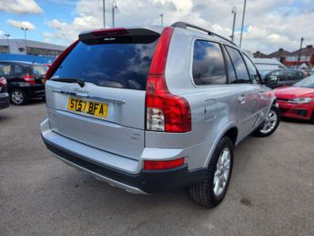 VOLVO XC90 2.4 XC90 SE D5 Auto 4WD 5dr