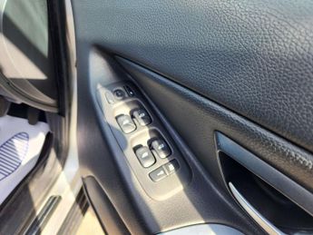 VOLVO XC90 2.4 XC90 SE D5 Auto 4WD 5dr