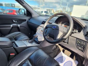 VOLVO XC90 2.4 XC90 SE D5 Auto 4WD 5dr