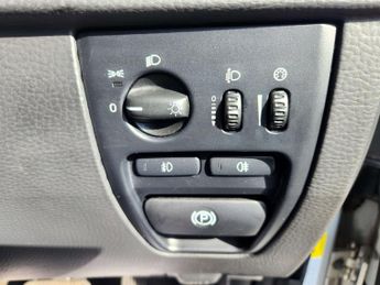 VOLVO XC90 2.4 XC90 SE D5 Auto 4WD 5dr