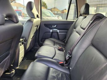 VOLVO XC90 2.4 XC90 SE D5 Auto 4WD 5dr