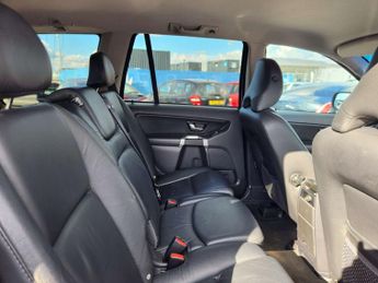 VOLVO XC90 2.4 XC90 SE D5 Auto 4WD 5dr