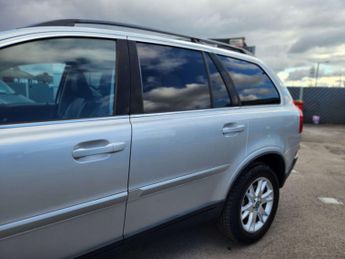 VOLVO XC90 2.4 XC90 SE D5 Auto 4WD 5dr