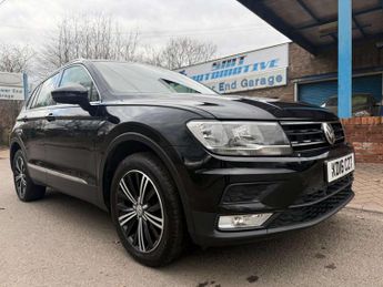 Volkswagen Tiguan 2.0 Tiguan SE Nav TDI BlueMotion Technology 4Motion 4WD 5dr