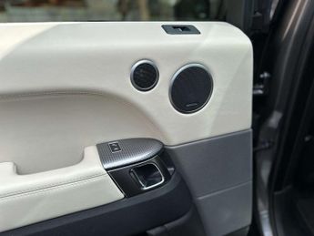 LAND ROVER RANGE ROVER SPORT 3.0 Range Rover Sport Autobiography Dynamic SDV6 Auto 4WD 5dr