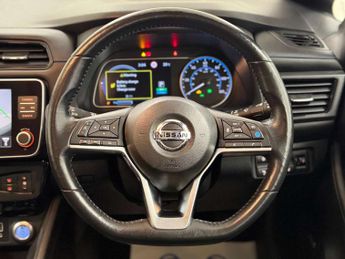 Nissan Leaf 40kWh Tekna Auto 5dr