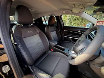 JEEP AVENGER Avenger Summit EV 5dr
