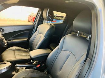 NISSAN JUKE 1.6 Juke Tekna CVT 5dr