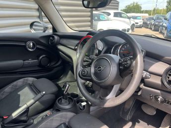MINI HATCH 1.5 Cooper Classic Auto 3dr