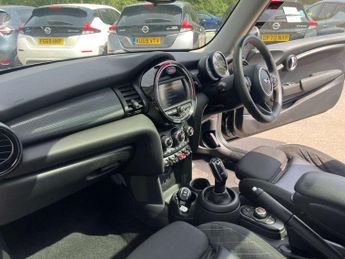 MINI HATCH 1.5 Cooper Classic Auto 3dr