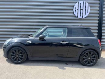 MINI HATCH 1.5 Cooper Classic Auto 3dr