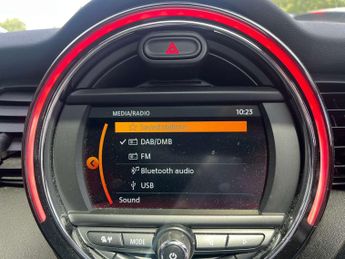 MINI HATCH 1.5 Cooper Classic Auto 3dr