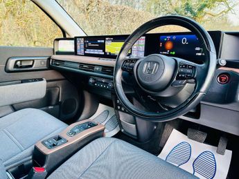 HONDA E E Advance 5dr