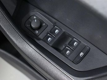 SKODA KAROQ 1.5 Karoq SE Drive TSi Semi-Auto 5dr