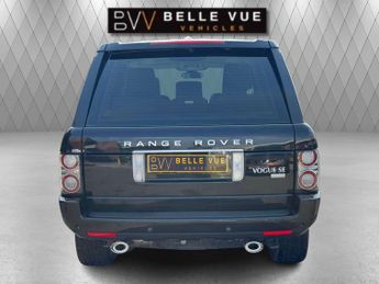 LAND ROVER RANGE ROVER 4.4 Range Rover Vogue SE TDV8 Automatic 4WD 5dr - NATIONAL DELIV