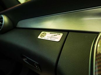 MERCEDES-BENZ C-CLASS 4.0 AMG C63 Edition 1 S Auto 4dr