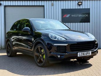 Porsche Cayenne 3.0 V6 E-Hybrid S TiptronicS 4WD Euro 6 (s/s) 5dr