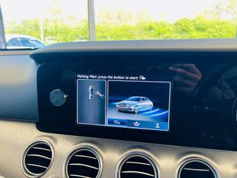 MERCEDES-BENZ E-CLASS 2.0 E 220 D SE Auto 4dr