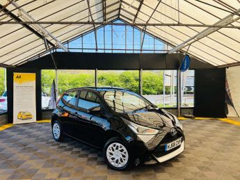 Toyota AYGO 1.0 Aygo X-Play VVT-i CVT 5dr