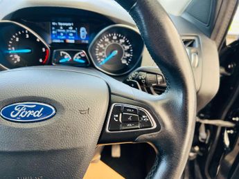 FORD KUGA 2.0 Kuga Titanium TDCI 4x4 Auto 4WD 5dr