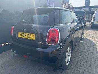 MINI HATCH 1.5 Cooper Classic Auto 3dr