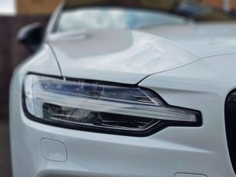VOLVO V60 2.0 V60 R-Design+ D4 Auto 5dr