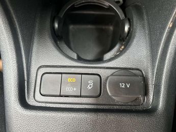 VOLKSWAGEN UP! e-up! 5dr