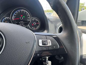 VOLKSWAGEN UP! e-up! 5dr