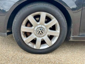 VOLKSWAGEN GOLF 2.0 Golf GT TDI Auto 5dr