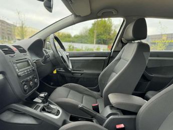 VOLKSWAGEN GOLF 2.0 Golf GT TDI Auto 5dr