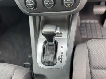 VOLKSWAGEN GOLF 2.0 Golf GT TDI Auto 5dr