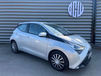 Toyota AYGO 1.0 Aygo X-Play VVT-i 5dr
