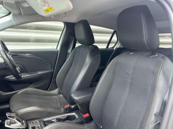 VAUXHALL CORSA Corsa E Elite Nav Premium 5dr