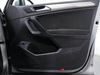 VOLKSWAGEN TIGUAN 1.5 Tiguan Allspace Match TSi Evo Semi-Auto 5dr