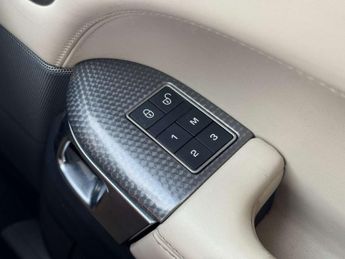 LAND ROVER RANGE ROVER SPORT 4.4 Range Rover Sport Autobiography Dynamic SDV8 Automatic 4WD 5