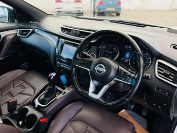 NISSAN QASHQAI 1.6 Qashqai Tekna+ dCi CVT 5dr
