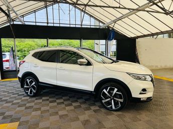 NISSAN QASHQAI 1.6 Qashqai Tekna+ dCi CVT 5dr