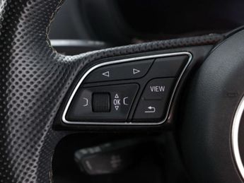 AUDI Q2 1.5 Q2 S Line 35 TFSI Semi-Auto 5dr
