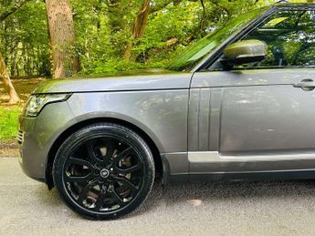 LAND ROVER RANGE ROVER 3.0 Range Rover Vogue SE TDV6 Auto 4WD 5dr