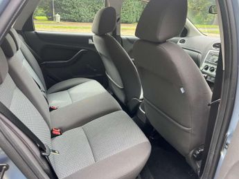 Ford Focus 1.6 Focus LX Auto 5dr