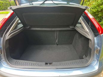 Ford Focus 1.6 Focus LX Auto 5dr