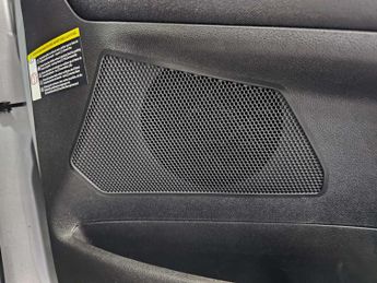 PEUGEOT 3008 1.6 3008 Active Blue HDi S/S Auto 5dr