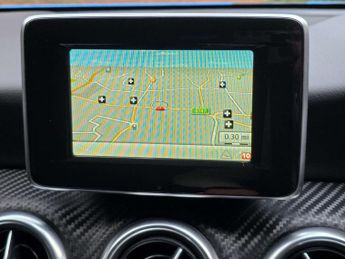 MERCEDES-BENZ A-CLASS 2.0 A250 AMG Sport 4Matic Auto 4WD 5dr